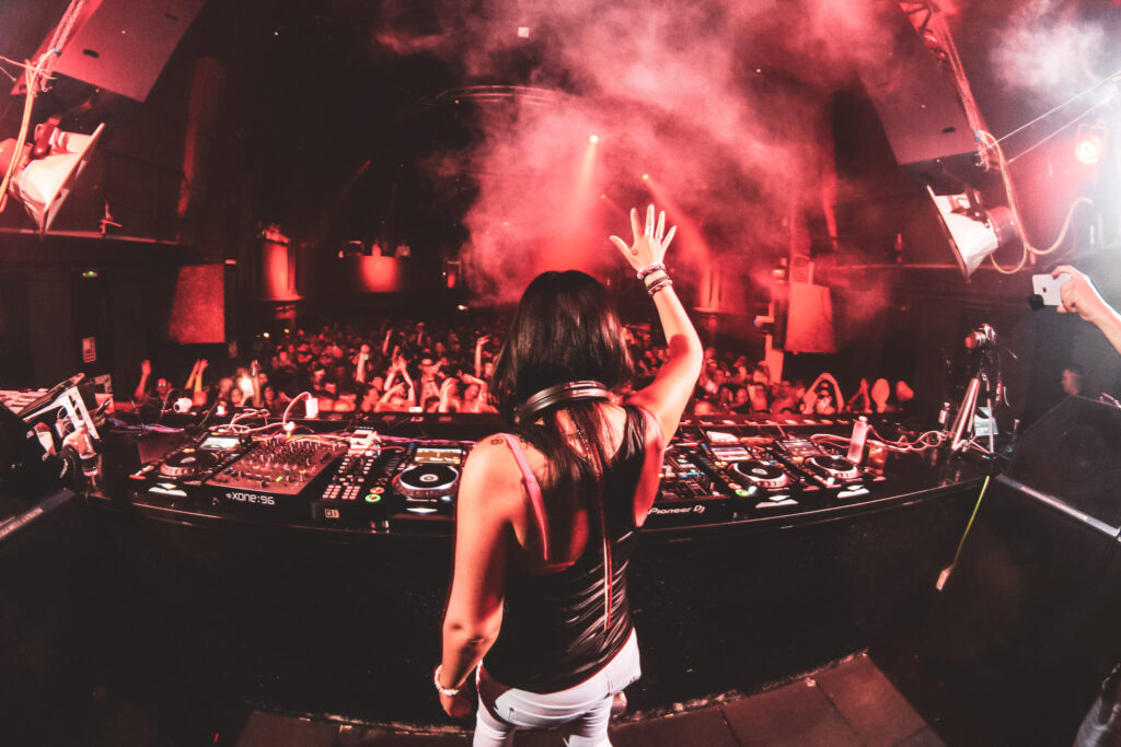 Fatima Hajji pinchando en Input, 2018